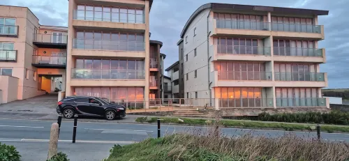 Apartment Sleeps 4 stunning views/sunsets overlooking Whipsiderry Beach/ Newquay - appartements de vacances