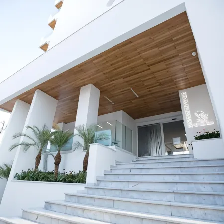 Boca Beach Residence Hotel