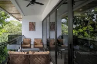Spacious 7 Bedroom Luxury Villa Steps From The Beach, South Jaco! - 4-Star