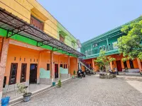 SPOT ON 91771 Homestay Bang Haji - 2 ดาว
