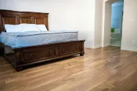 Spacious 4-bedroom house in fabulous Peoria with WiFi, AC - 4-Star