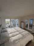 Spacious 6 BR, 4.5BA with water views across street from beautiful Wells Beach - 4-Star