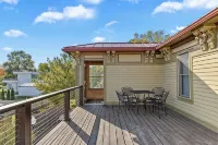Lake View Condo - Walk to Saugatuck