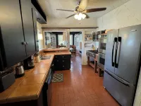 Charming 3-2 bedroom bungalow, WiFi, central AC, central Austin. Walkable! - อ่างจากุชชี่