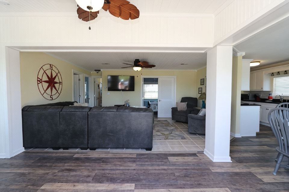 Photo 6 of 6