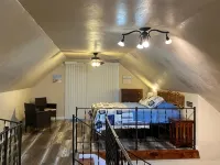 Cozy Lake Cabin located by the sandiest beach on Lake Texoma -Excellent  Fishing - Wifi