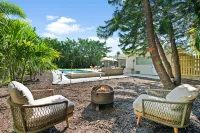Newly renovated classic villa in exclusive neighborhood. - Private Pool