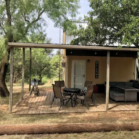 Private Stay in the Countryside Between Olney and Newcastle Texas