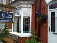 St Hilda Guest House - Beach