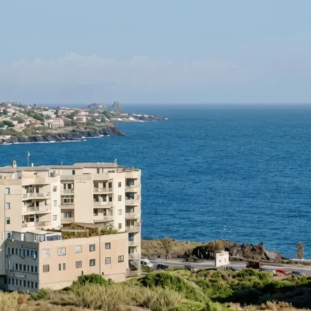 Ognina Sea