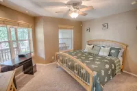 Cabin On NAT'L FOREST! LAKE & CREEK minutes away! - Bintang 3