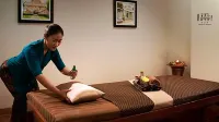 El Hotel Yogyakarta Malioboro - Spa