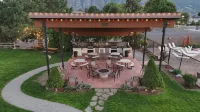 Mountain View Lodge - Pools