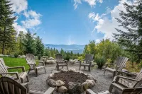 Gorgeous mountain getaway - VIEWS - HotTub - Private - Wildlife - Close to town - Lodges