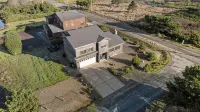Bandon Beach and Golf Retreat, plus pet friendly. - ห้องครัว
