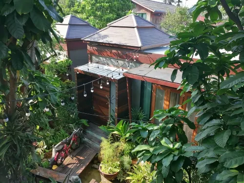 Glorilla Amphawa Riverside - 2つ星