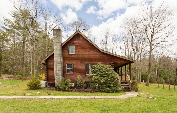 Log Cabin at the Goat Sanctuary, Healing for Humans and Animals
