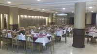 Panoramic Hotel - บริการรถรับส่ง