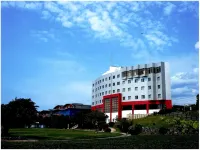 Okierabu Floral Hotel - parkir