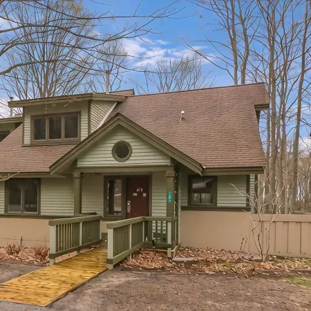 Spacious Crystal Mountain Retreat – Ski, Golf & More!