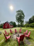 Lakeside Hideaway: Full-Home Retreat on the Remote Boney Falls Basin - 4-Star