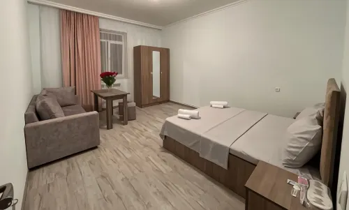 Arian & Ruz - 3-Star