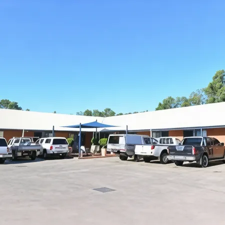 Albert Motel