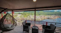 Chasa Rakthai Resort - parking