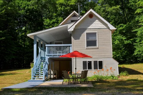 Prime location! MINUTES from Sleeping Bear National Park & Lake Michigan beaches - 3-Sterne