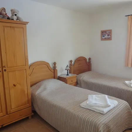 Luxury Secluded Villa - Large heated pool Aircon in main bedroom - fibre wifi