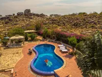 The Lahe Hotels - Pool