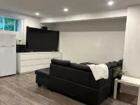 The cozy nook family friendly suite - parking