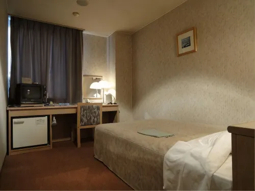 Takada Station Hotel - 2-Star
