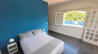 Pousada Genesis Guaruja - vue sur la montagne