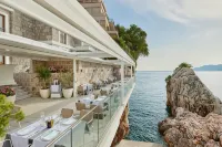 Blanche Cliff Apartments - Wifi