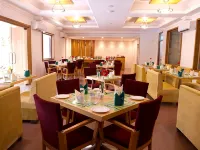 7 Apple Hotel Pimpri Pune - sarapan