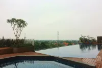 Best Price Studio Apartment Springwood Residence by Travelio - balcon