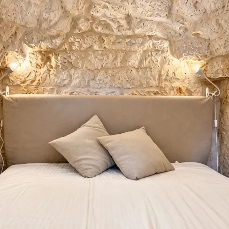 Perfect Oasis Among Olive Trees and Private Pool, for an Authentic Experience!