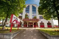 Hotel Alina Hotels near Jehovas Zeugen Versammlung WI Nord und WI Englisch