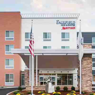 Fairfield Inn & Suites Springfield Northampton/Amherst Hotel Exterior