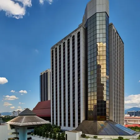 Seri Pacific Hotel Kuala Lumpur Отели рядом с достопримечательностью «Торговый центр Sunway Putra Mall»