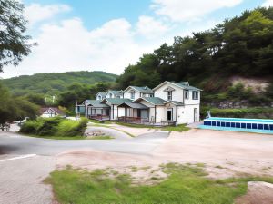 Yongin Hwangto Green Village Pension