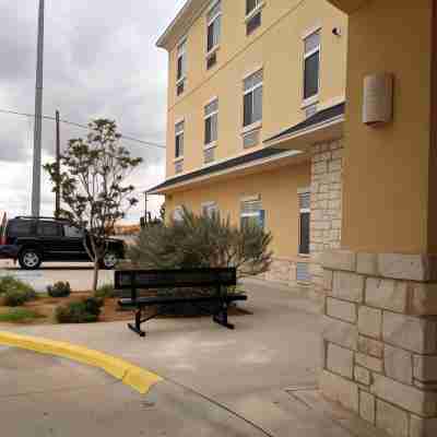 Super 8 by Wyndham Odessa TX Hotel Exterior