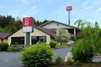 Avid Hotel Staunton