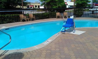 Comfort Inn and Suites Thomson