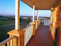 Baywatch Retreat Augusta Hotel a Augusta