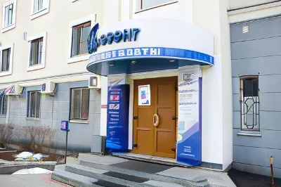 Kayut-Kompaniya Mini-Hotel Hotels near Lenin Square