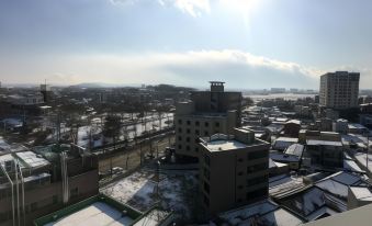 Hotel Joy Near Camp Humphres