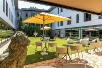 Les Jardins de Saint-Cloud Hotels in Saint-Cloud