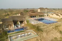 Meghauli Serai Chitwan National Park - A Taj Safari Lodge Hotels in Chitwan